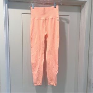 Free People Movement leggings in Orange (Women’s size m/l) (NWOT)